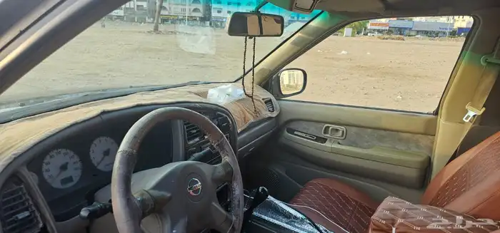 نبسان باتفايندر 2002 3