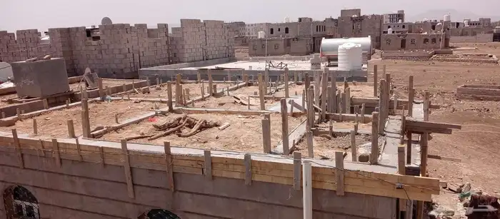 يوجد لدينا مقاولات عامه وتشطيب وديكورات ودرب زان 4