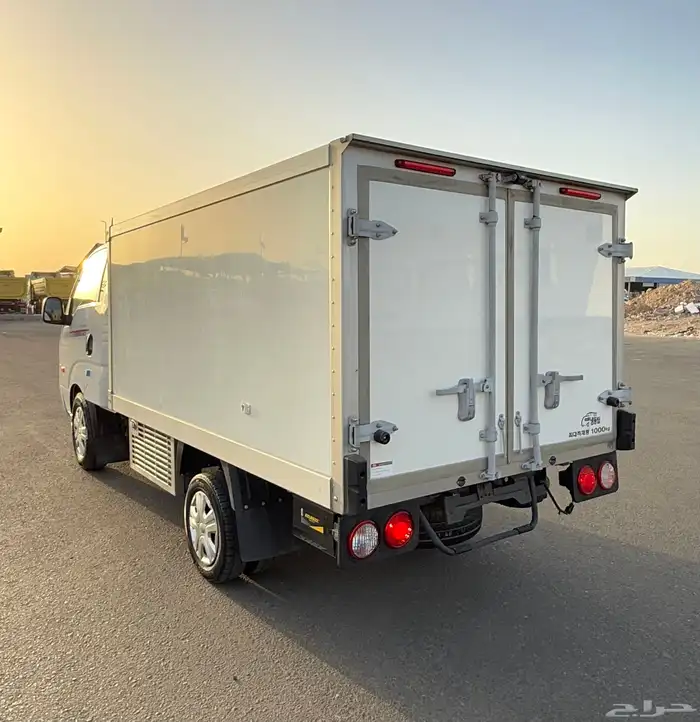 كيا K900 بنقو 2022 (ديزل) تبريد وتجميد ماشي 38 وكاله للبيع 3