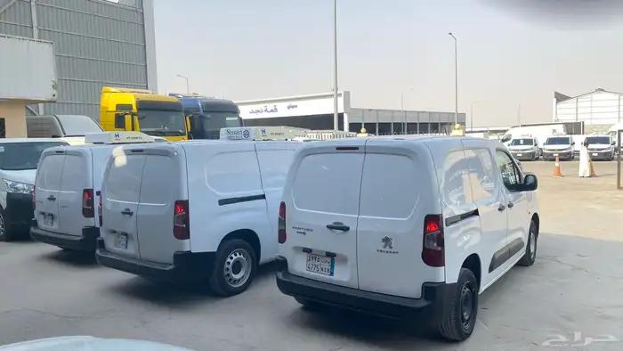 توفرت لدينا بيجو ثلاجات وبضاعة موديلات حديثة وعدادات قليله 5