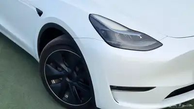 Tesla Model Y long range Auto pilot - 2023 - under warranty index