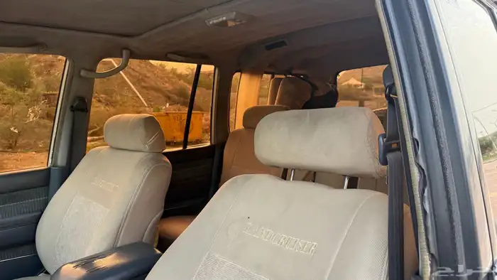 لاندكروزر vxr 1993 فل الفل 14
