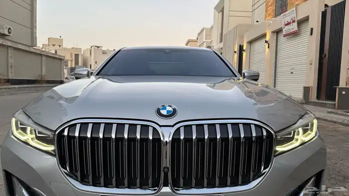 بي ام دبليو 2020 730 ( بحالة الوكالة ممشى 76 ) موصفات خاصة 6