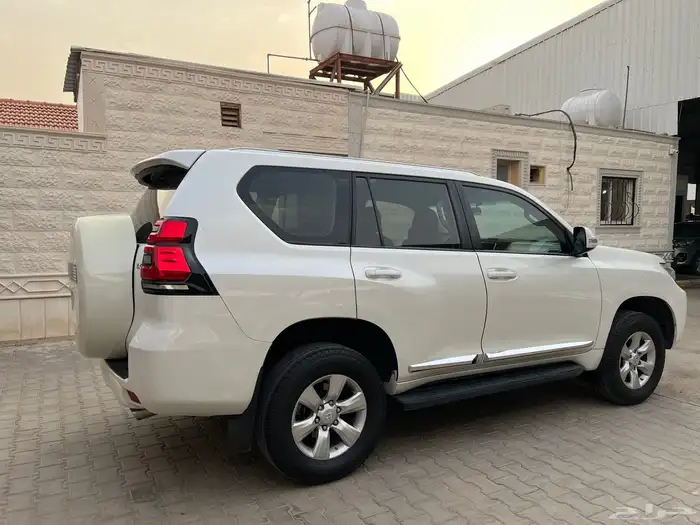 برادو ديزل 2019 سبير علاق تانكي كبير لدى معرض قمة الاطلال 10