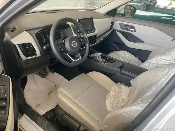 نيسان اكس تريل استندر 5 ركاب سعودي 2025 13