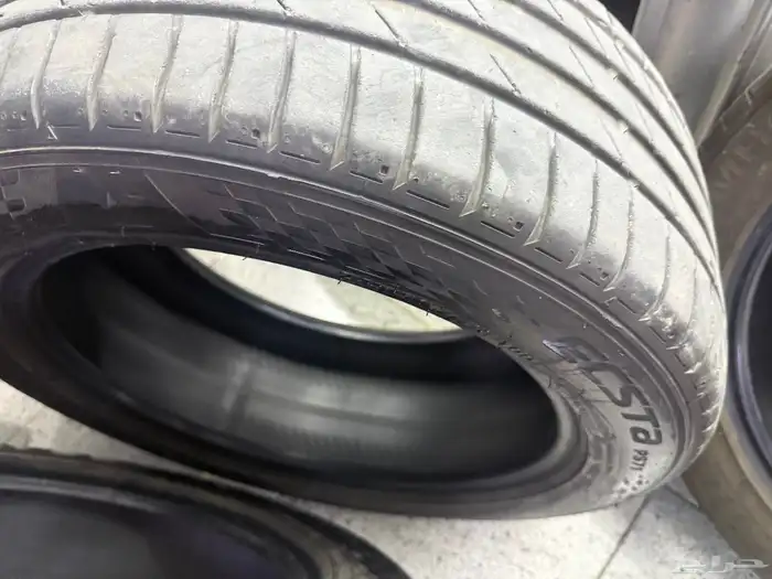 كفرات مستخدمه شبه جديد مقاس 18 5