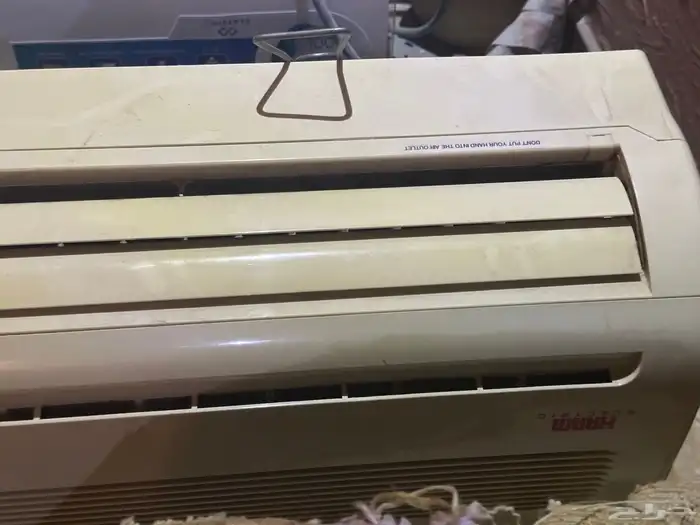 أجهزة الكترونية مستعملة وأثاث للبيع كامل مع بعض 2