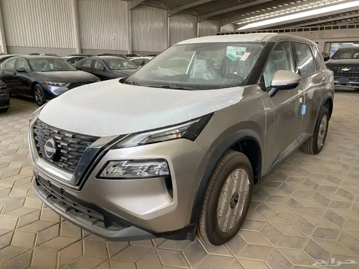 نيسان اكس تريل استندر 5 ركاب سعودي 2025 0