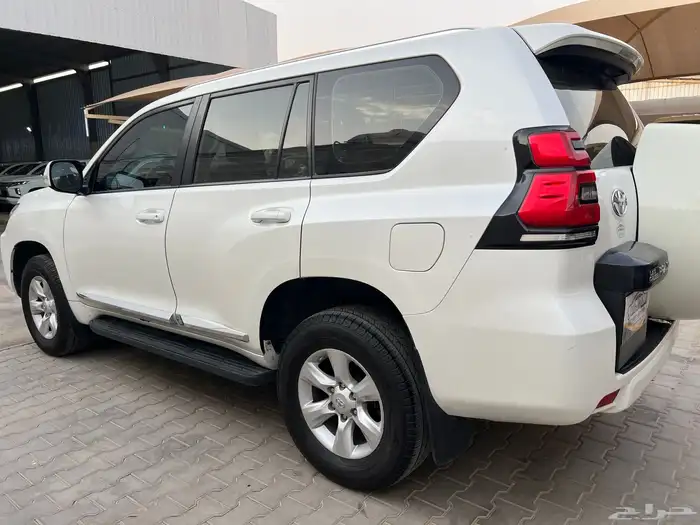 برادو ديزل 2019 سبير علاق تانكي كبير لدى معرض قمة الاطلال 17