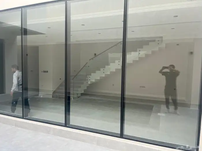 ورشة المنيوم 13