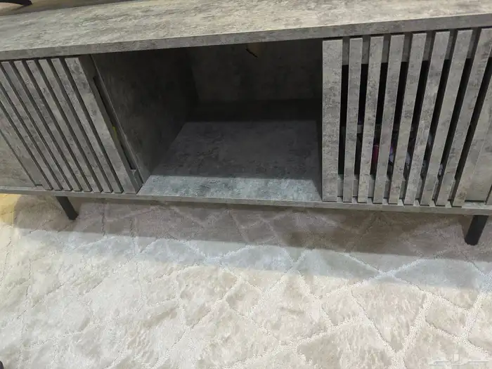 فرشه موكيت بيج وطاوله شاشه جديده 1