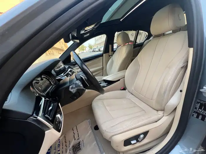 بي ام دبليو 520i 2018 (بحالة ممتازة) 11