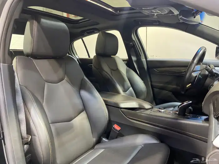 كاديلاك CT5 350T 2022 تحت ضمان الوكالة 15