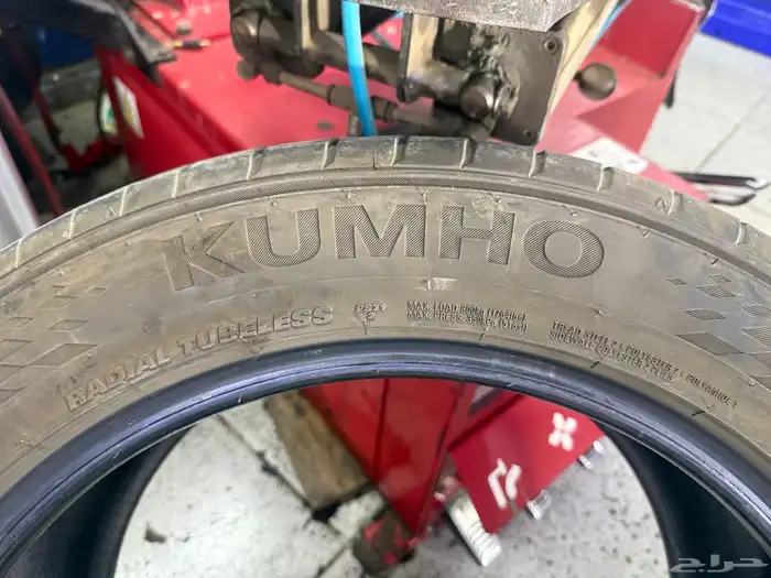 كفرات مستخدمه شبه جديد مقاس 18 9