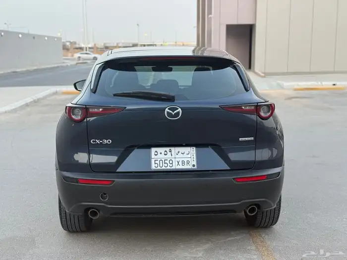 مازدا CX30 (( شبة جديده تماما )) 3