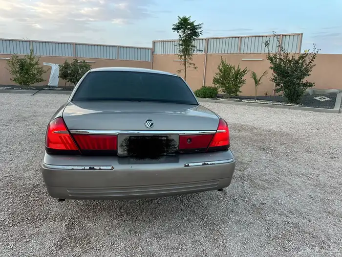 للبيع فورد ماركيز 2001 10