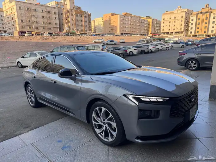 فورد توروس 2023 تيتانيوم 2