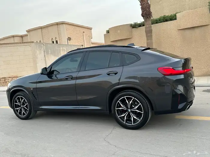 بي ام X4 موديل 2023 ماشي 55 الف بحاله الوكاله 9