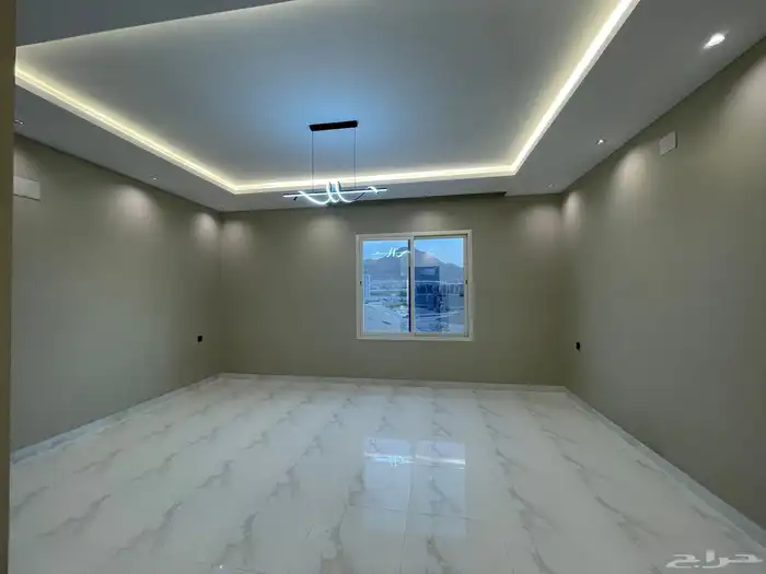 للبيع شقق روف دور ثاني مع ملحق وشقق ارضي بأحد رفيده 4