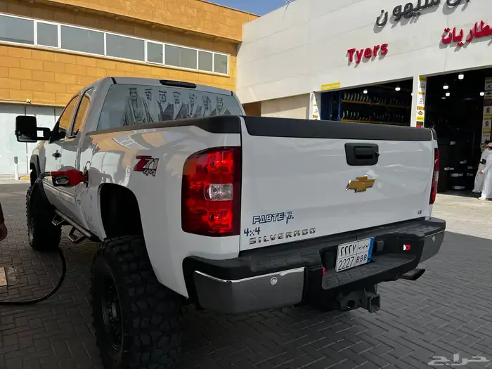 2011 Chevrolet Silverado 2500HD 8