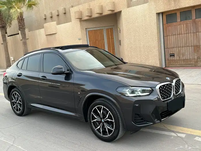 بي ام X4 موديل 2023 ماشي 55 الف بحاله الوكاله 38