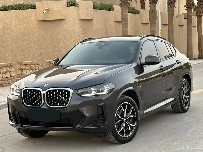 بي ام X4 موديل 2023 ماشي 55 الف بحاله الوكاله 0