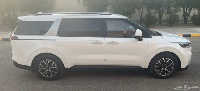 كرنفال 2021 ديزل 11 راكب 23