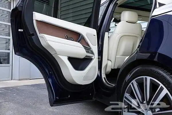 2023 RANGE ROVER P400 SE SWB - V6 25