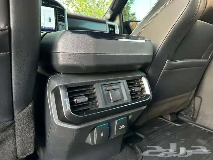 F150 فل كامل لاريت V8 5.0 2021 6