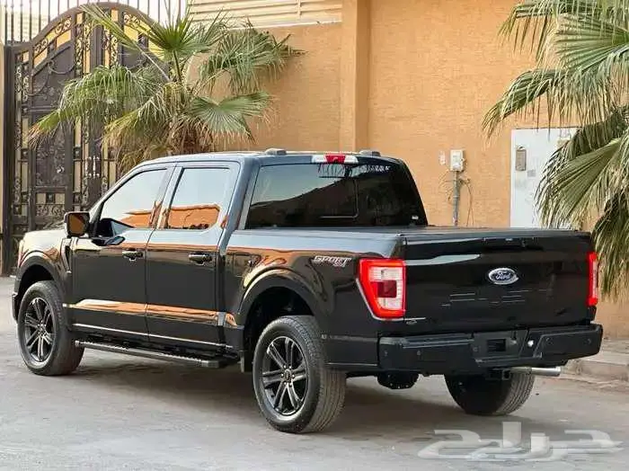 F150 فل كامل لاريت V8 5.0 2021 2