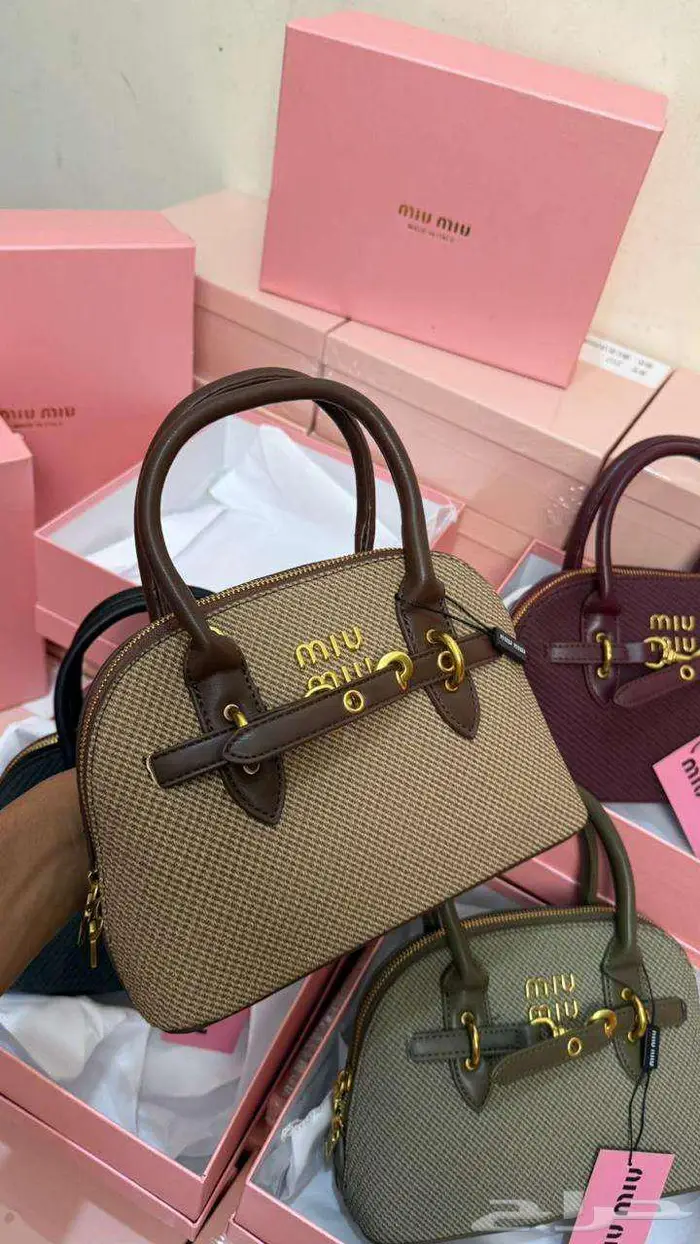 شنط نسائي ماركه كويتي ماستر 42