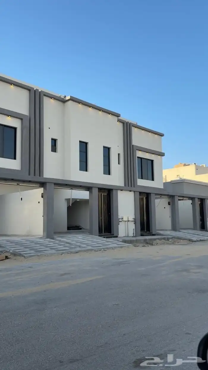 للبيع شقق نظام. دوبلكس فاخره بموقع ممتاز بالضاحية 12 7 0