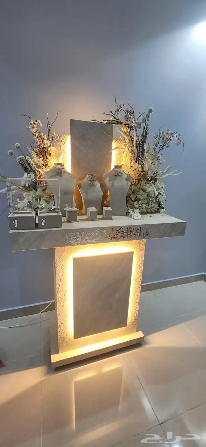 عربية ملكة 2