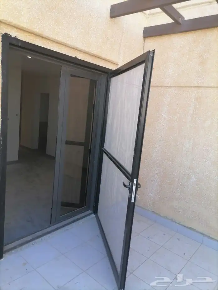 ورشة المنيوم 24