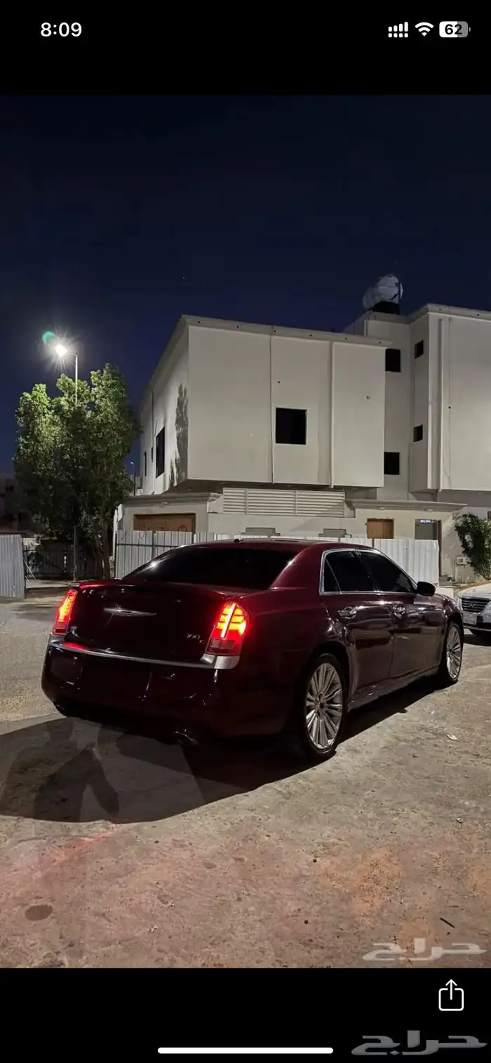 كرايسلر c300 موديل 2011 3
