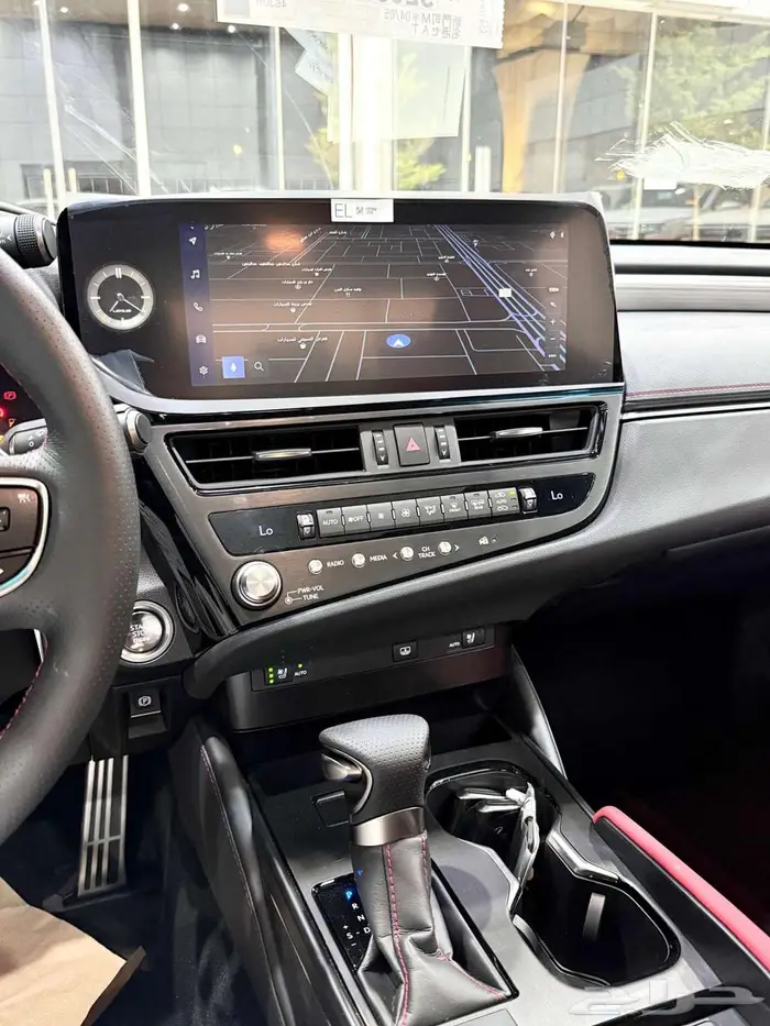 لكزس ES 350 FF فل كامل سعودي 2025 اسود داخل احمر 23
