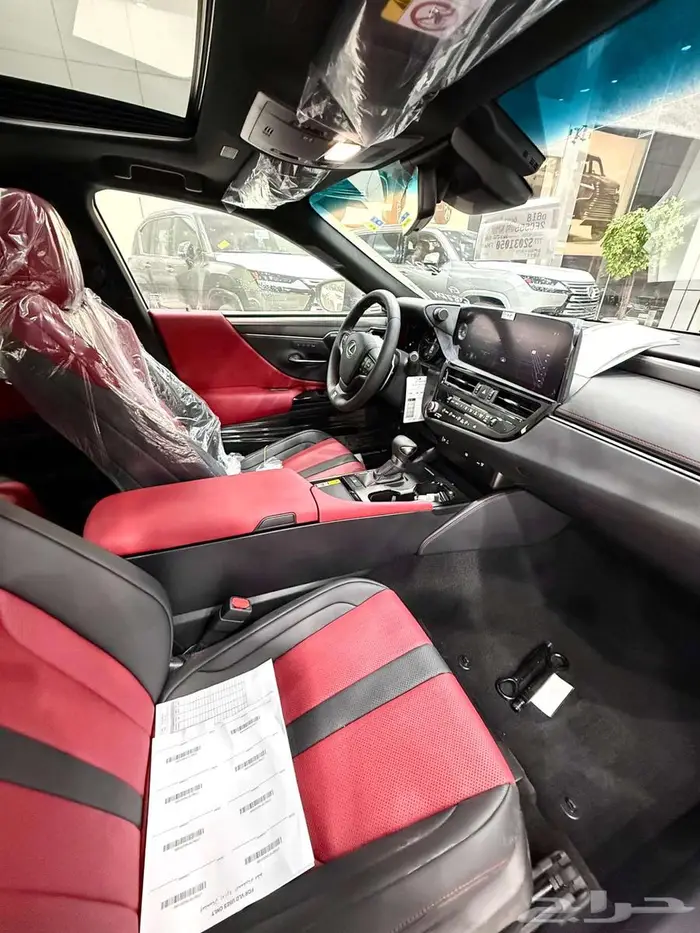 لكزس ES 350 FF فل كامل سعودي 2025 اسود داخل احمر 27