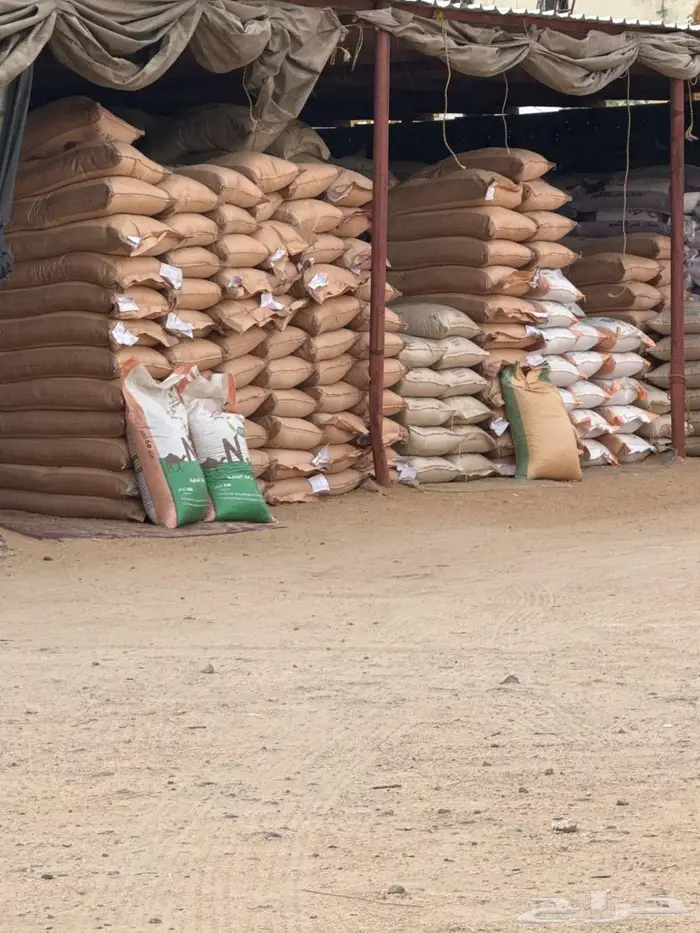 بيع أعلاف حيوانات ودواجن وطيور وخيول 1