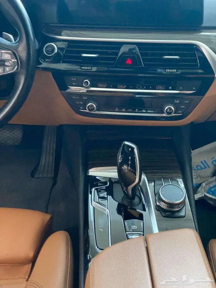 بي ام دابليو 520i 2023 5