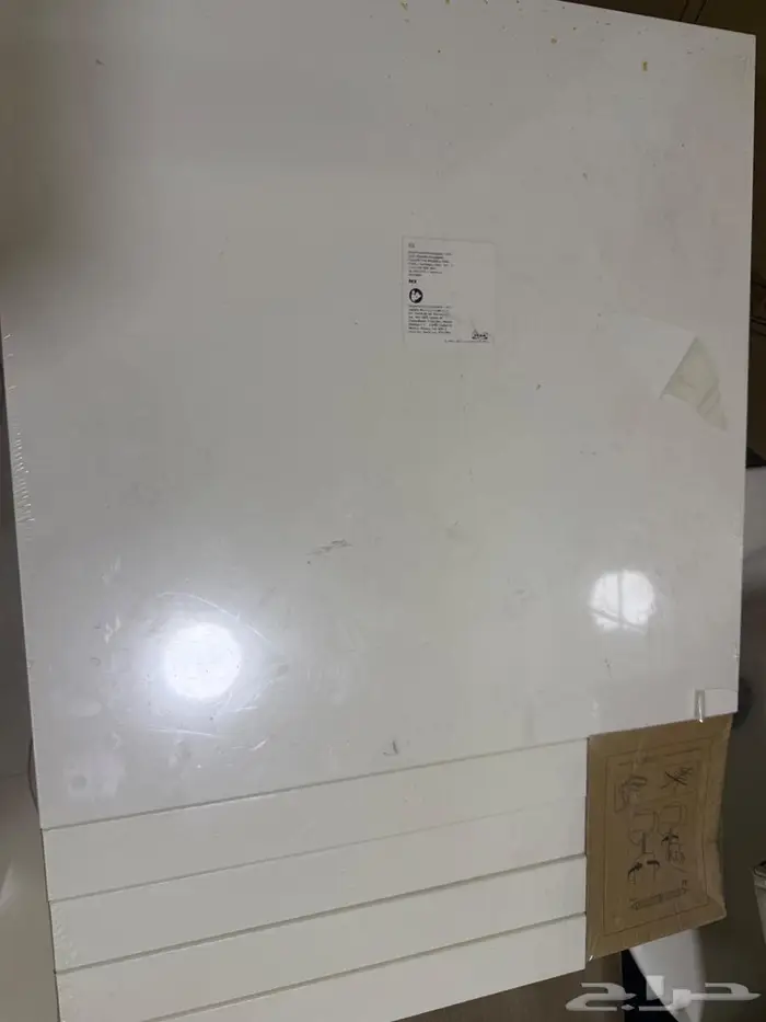 طاوله ابيض  مربعه 1