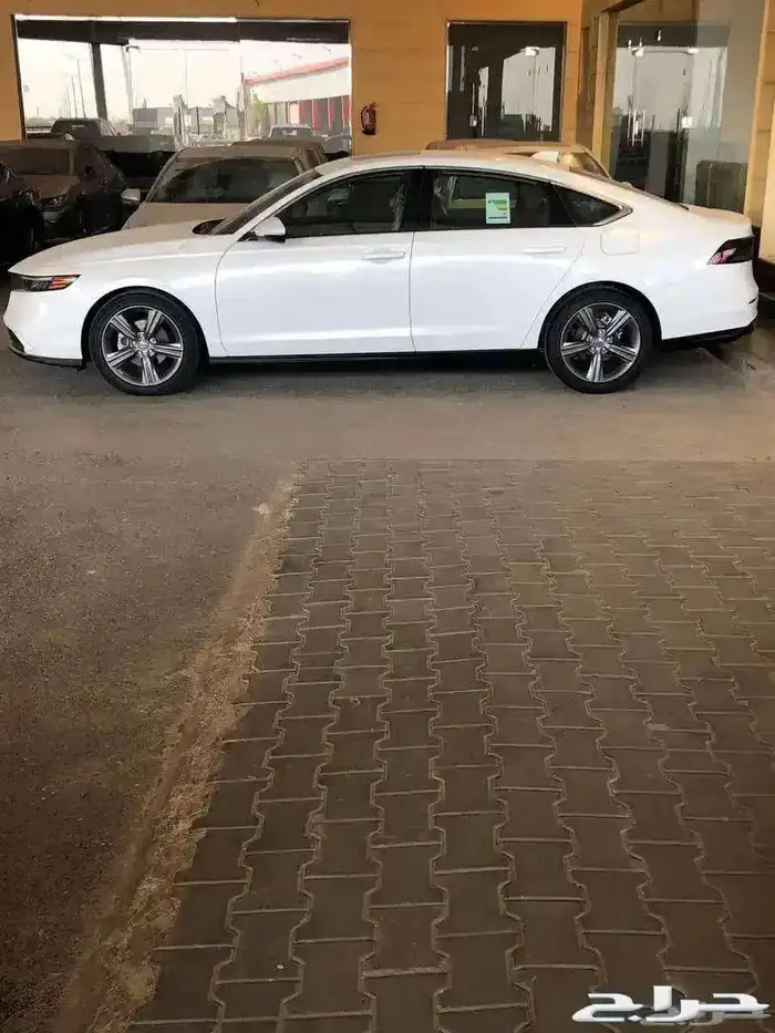 هوندا أكورد EX نص فل 2025 بقسط 1890 لدى الحسن 1
