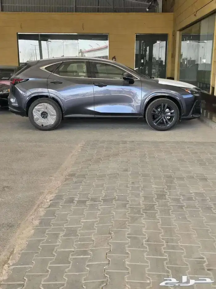 لكزس NX350 فئة AA خليجي 2025 بقسط 2544 لدى الحسن 3