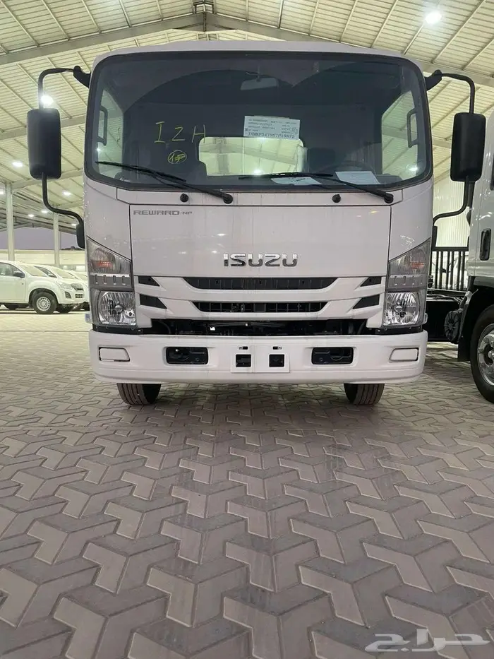 ايسوزو دينه 4 طن شاص طويل و قصير 2025 1