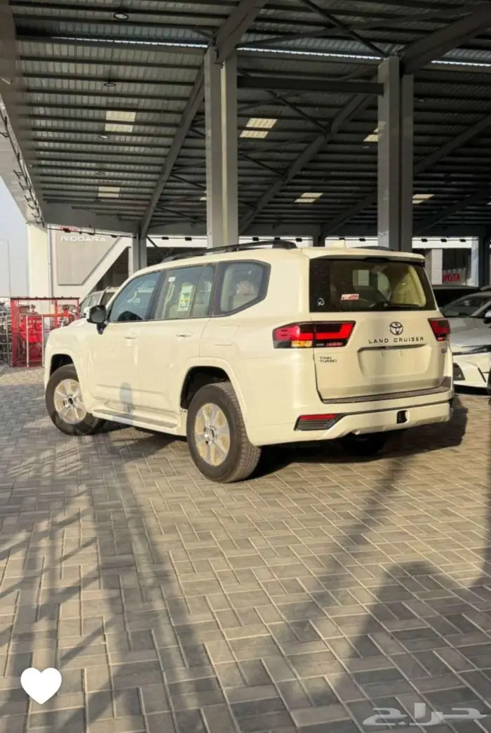 تويوتا لاندكروزر GXR L2 بنزين سعودي 2025 - 287500 3