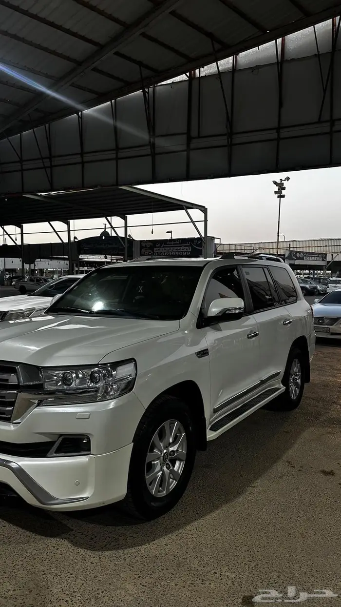 GxR V8 بنزين 1