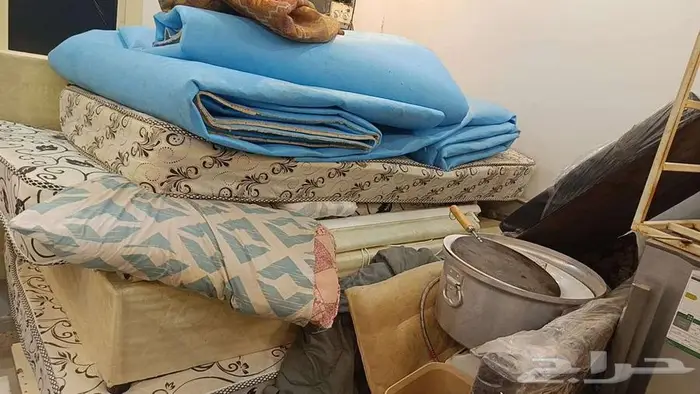 معروض للبيع اثاث شقة بالكامل دفعة واحدة -وادي الفرع 32