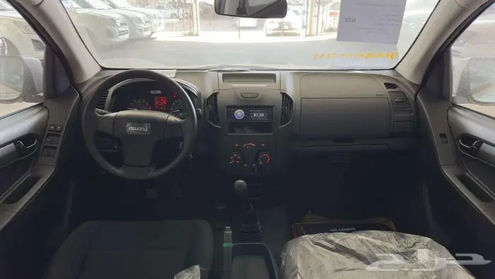ايسوزو ديماكس غمارتين استاتدر زجاج كهرب 2025 1