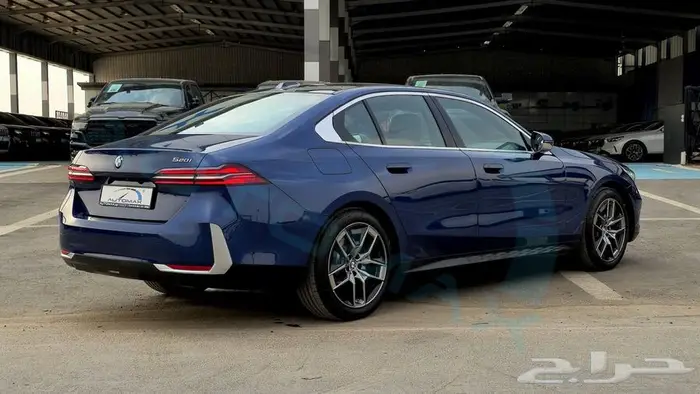 2025 BMW 5-SERIES 520i 2.0T RWD GCC 0Km 6