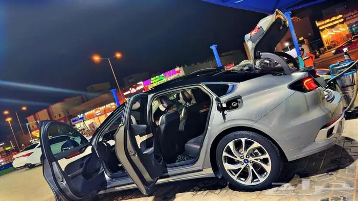 فورد تورس موديل 2023 فل كامل 1