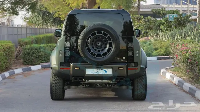 2025 لاند روفر 110 اوكتا 4.4TT V8 EDITION ONE خليجي اصفار 6